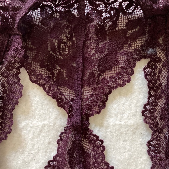 Talula XS lace bralette - Picture 2 of 8